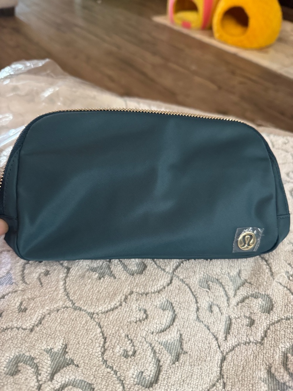 NWT, Lululemon everywhere belt bag” in  teal/
1L.